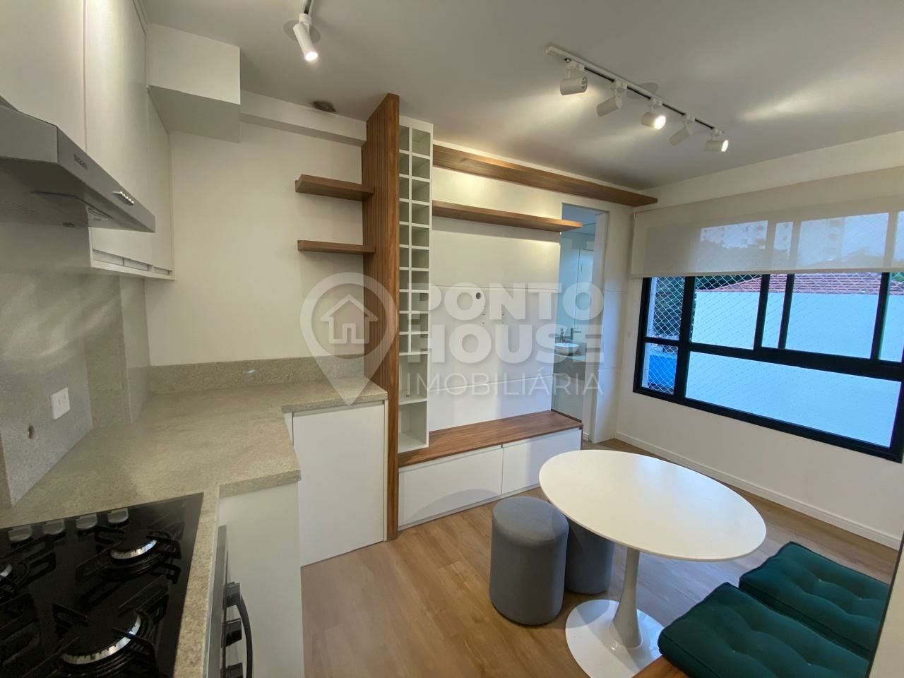 Apartamento para locação na Vila das Mercês de 2 dormitórios e mobiliado