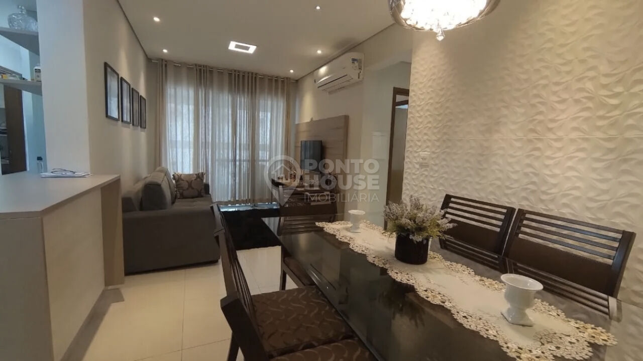 Apartamento mobiliado à venda com 2 dormitórios, 1 suíte e 2 vagas na Pompéia