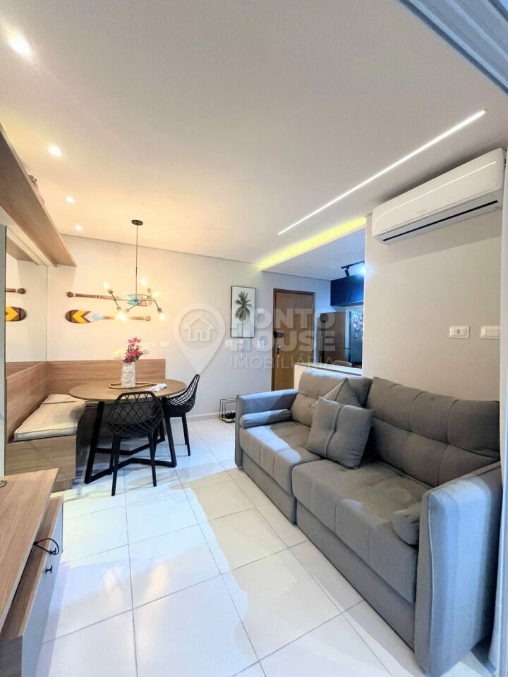 Apartamento à venda no Macuco com 2 dormitórios sendo 1 suíte, varanda e 1 vaga