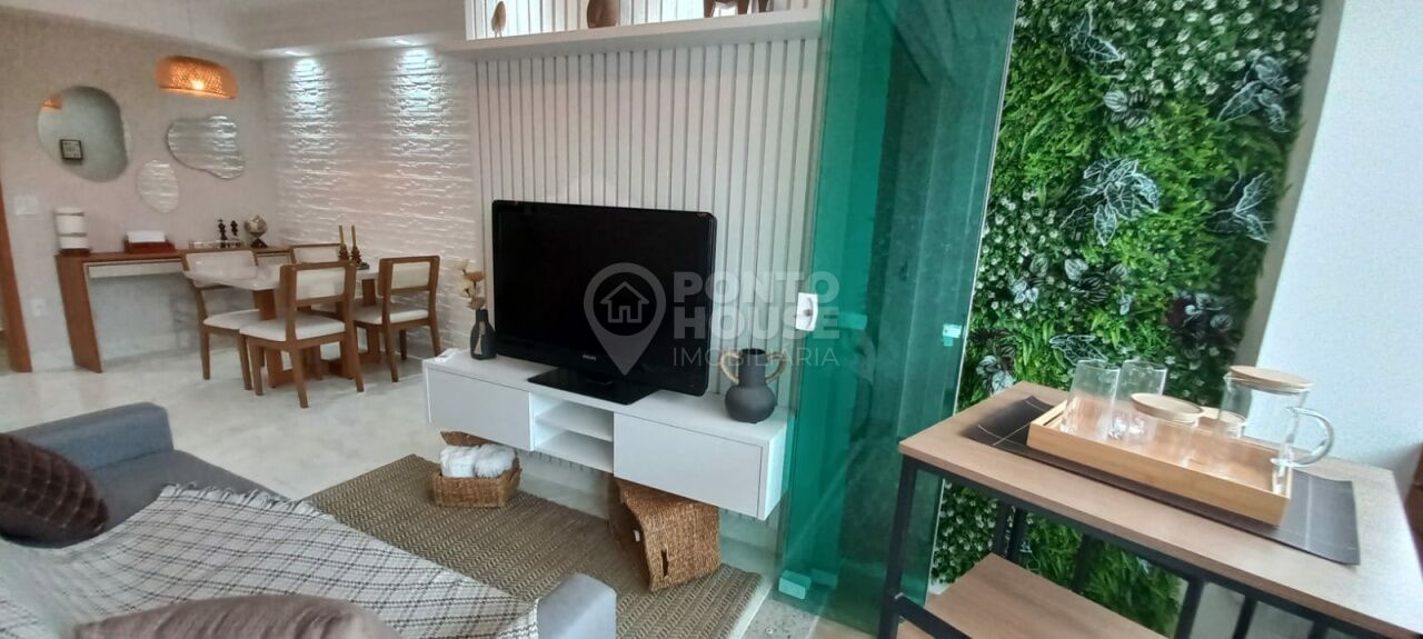 Apartamento à venda no bairro Vila Gumercindo com 2 dormitórios, varanda e 1 vaga