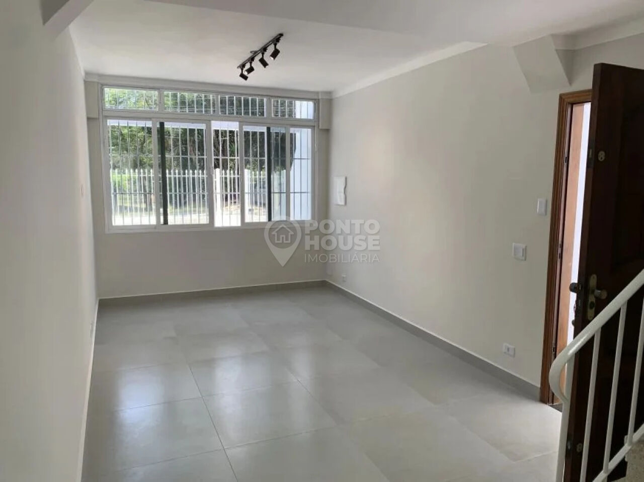 Sobrado à venda no bairro Bosque da Saude de 83m², 2 dormitórios e 1 vaga