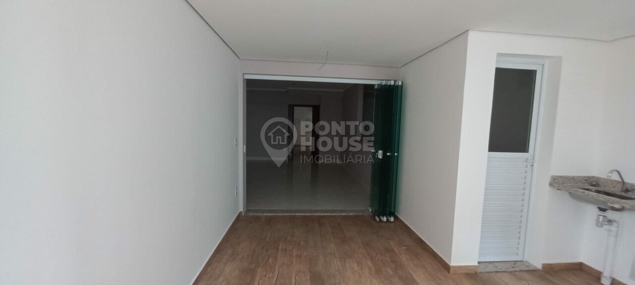 Apartamento à venda Vila Gumercindo de 3 dormitórios, 1 suíte, varanda e 2 vagas