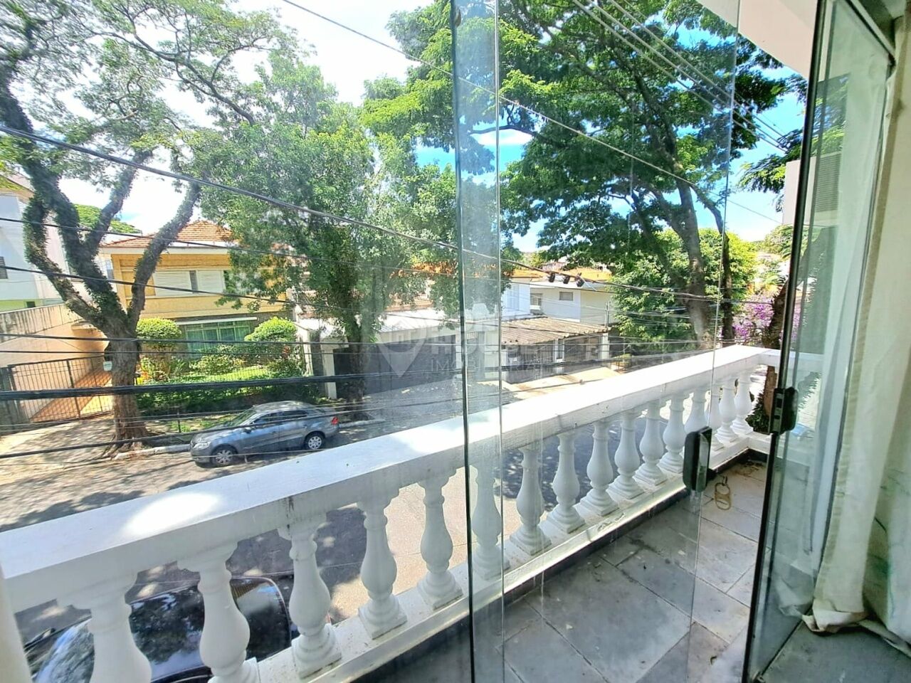 Sobrado reformado à venda bairro Planalto Paulista 80m², quarto e 2 vagas