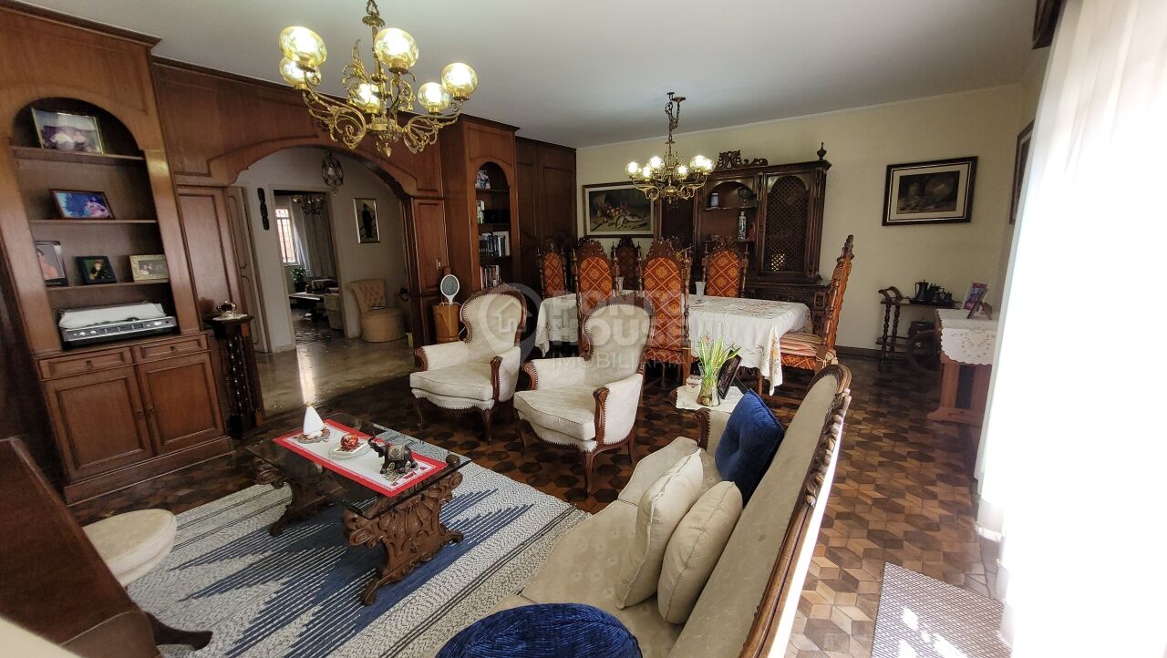 Casa à Venda Planalto Paulista 3 Dormitórios, 4 Vagas, Próxima à Padaria Ceci