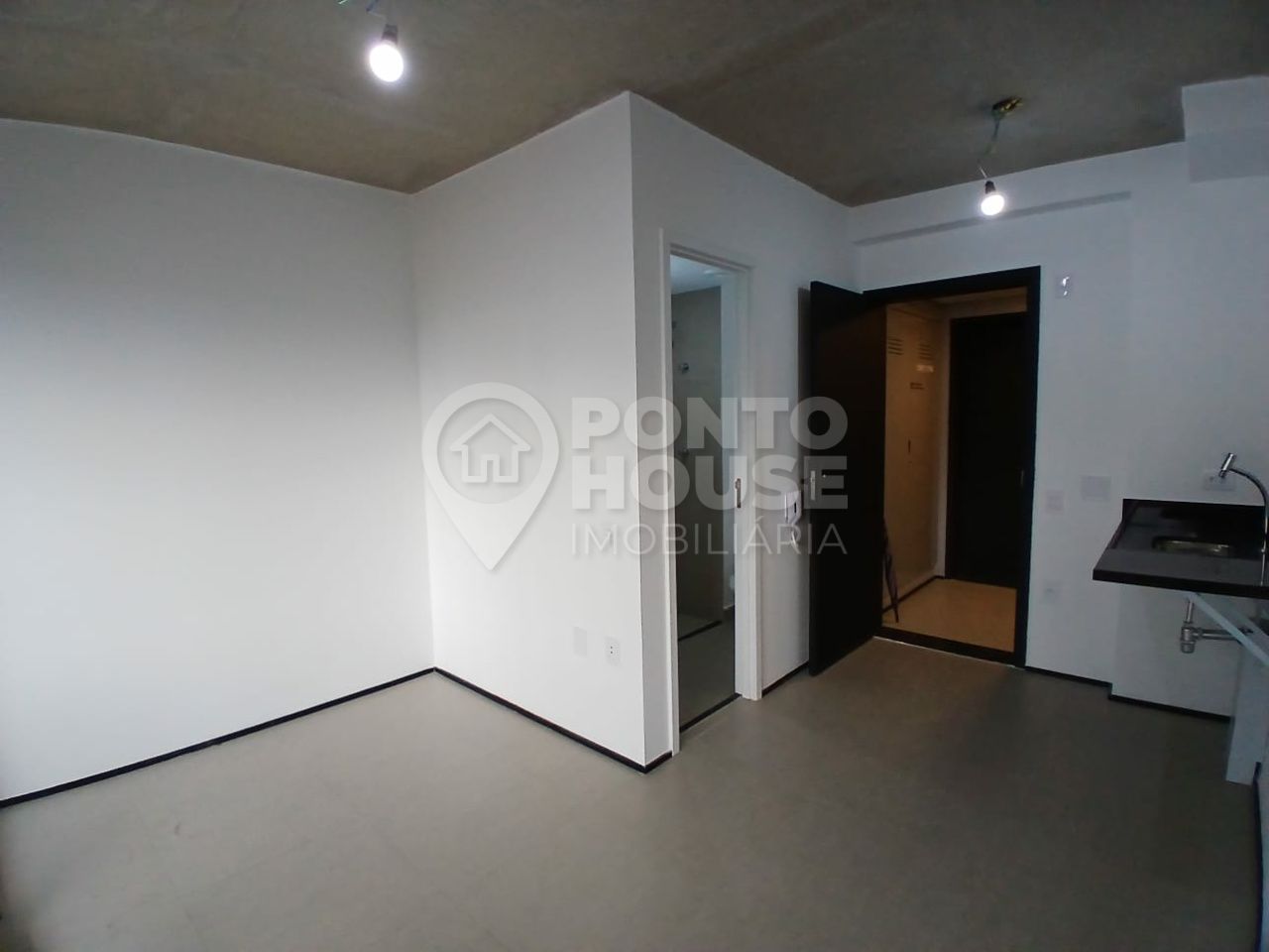  Studio à venda em Santo Amaro de 22m², 1 dormitório e 1 banheiro