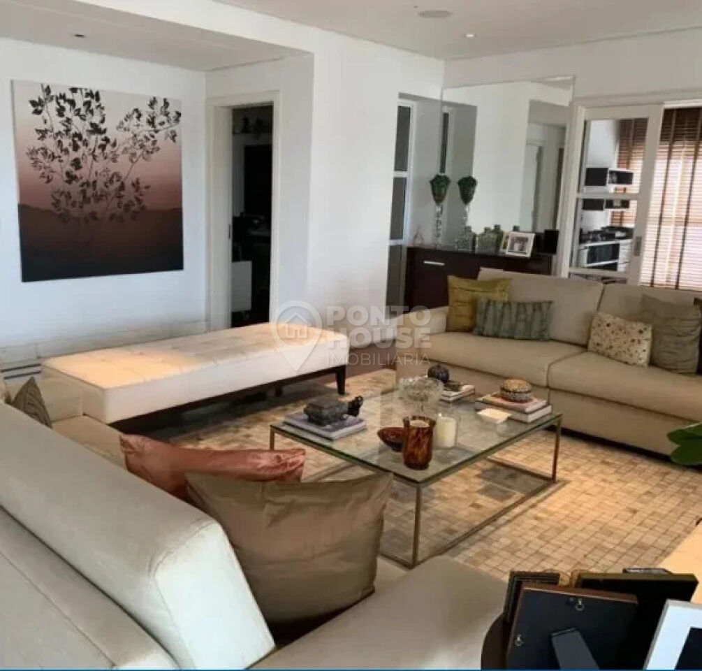 Apartamento à venda em Moema de 275m², 3 suítes, varanda e 4 vagas