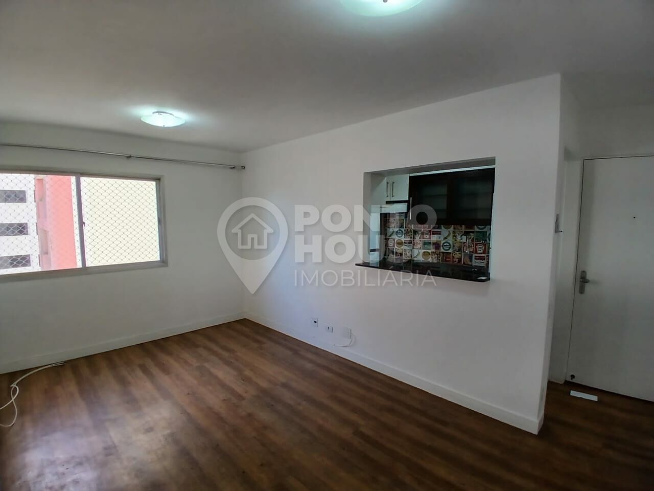 Apartamento à venda no bairro Vila Guarani, 100m do metrô, 2 dormitórios,1 vaga