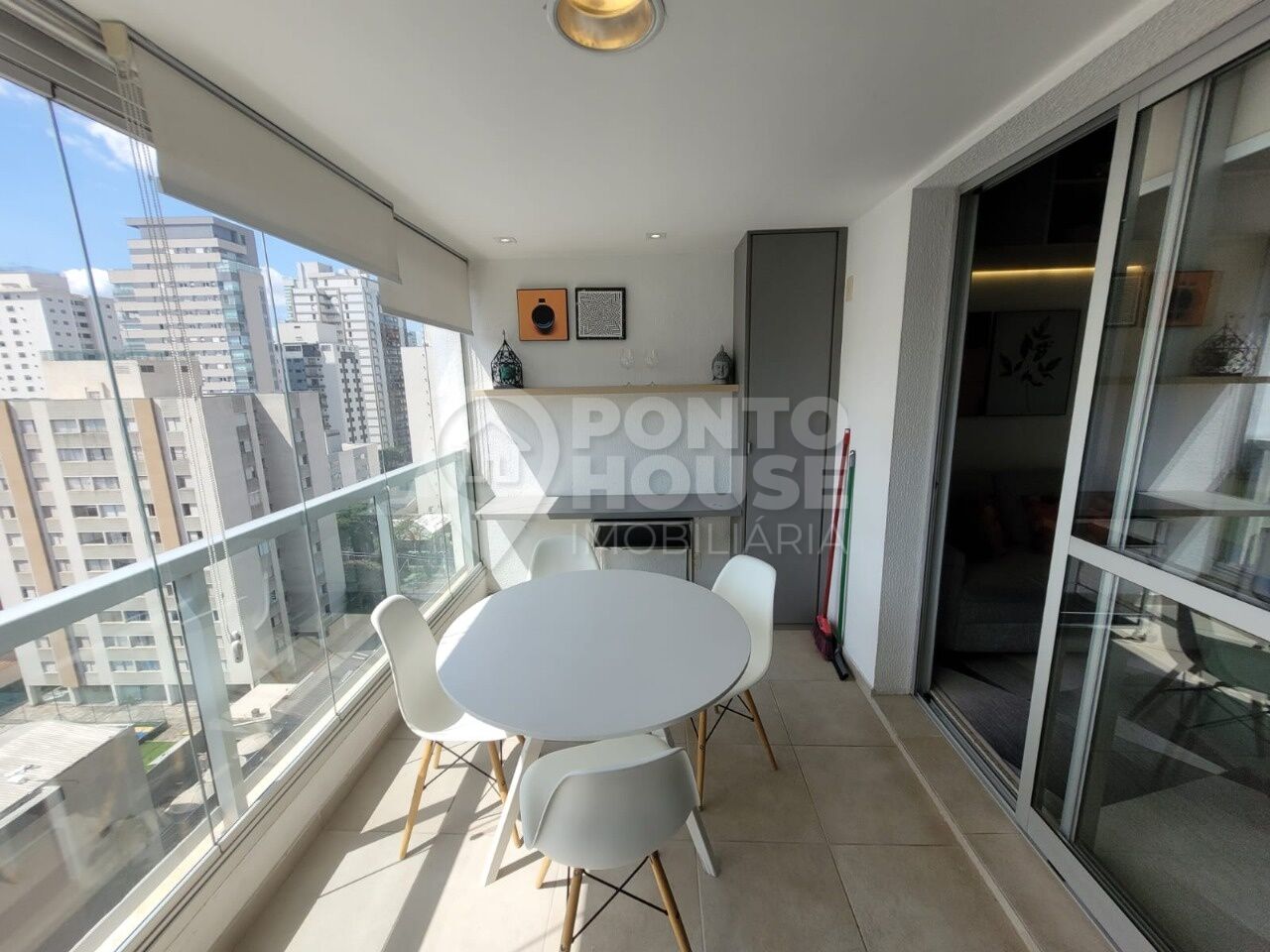 Studio à venda, 37m² na região de Moema, 1 dormitório e 1 vaga