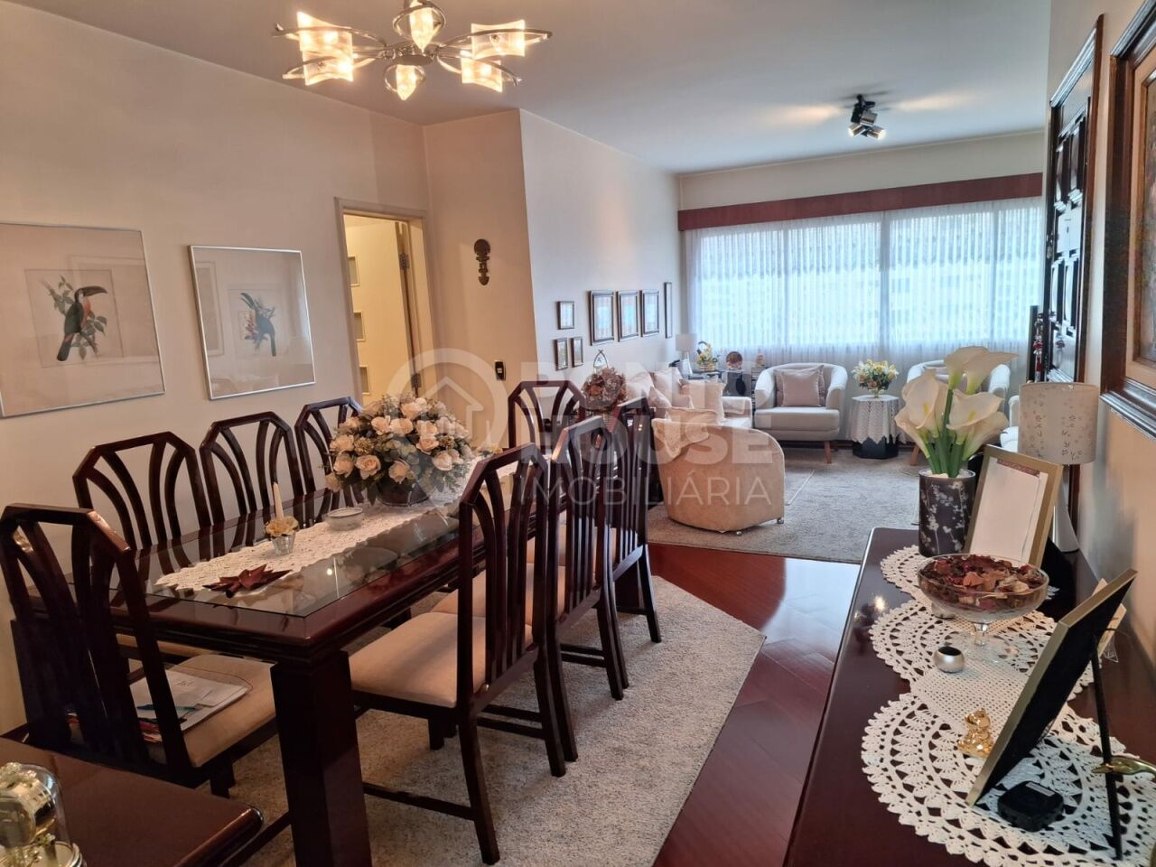 Apartamento de 108m² à venda no Campo Belo com 2 dormitórios, suíte e 2 vagas
