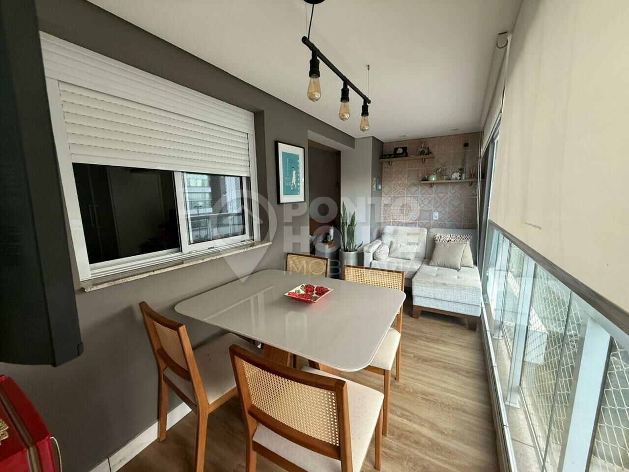 Apartamento com 3 dormitórios 1suíte varanda gourmet e 2vagas no bairro Ipiranga