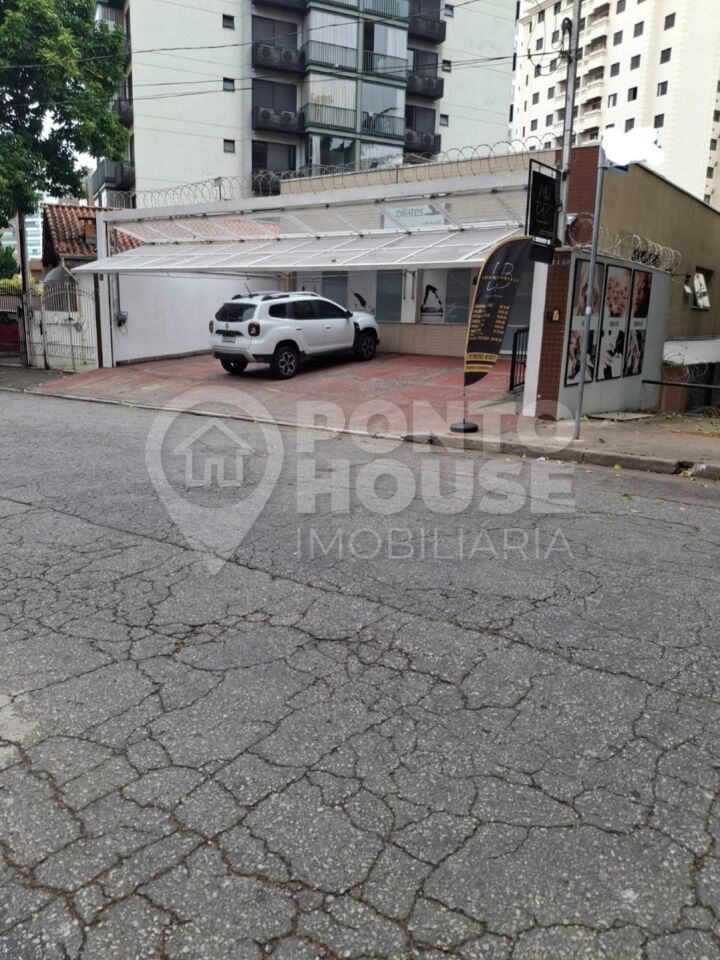 Sobrado comercial à venda na Vila Mariana, 308m², 4 vagas, perto do Metrô