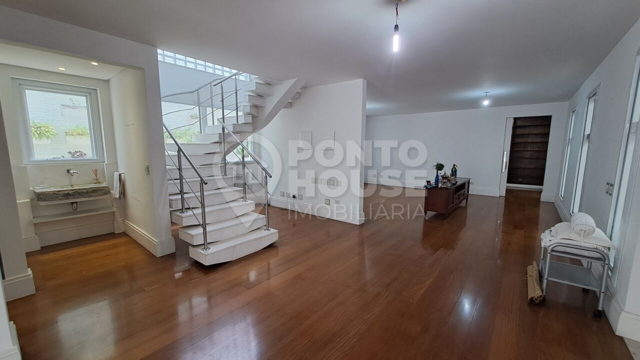 Casa à Venda Planalto Paulista 4 Dormitórios, 4 Vagas, Conceito Aberto, 10 x 50 