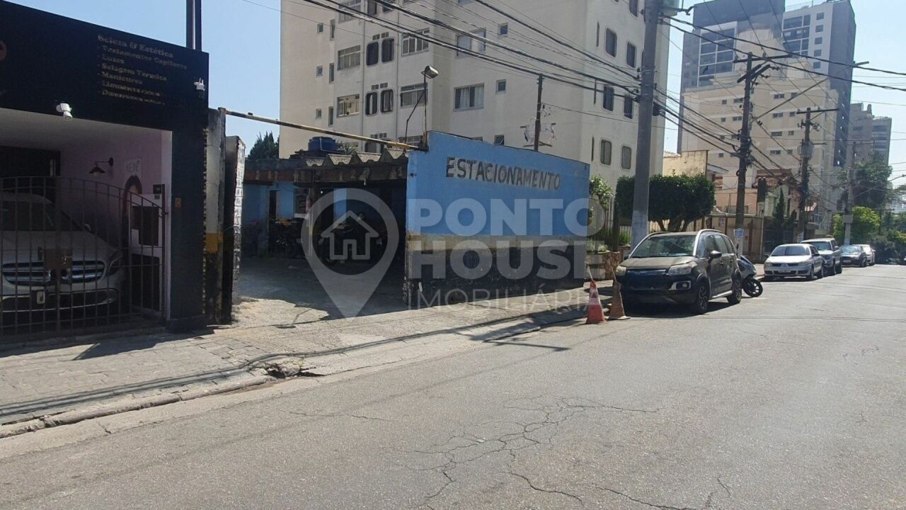 Terreno plano à venda na Saúde, a 290 metros da estação Saúde