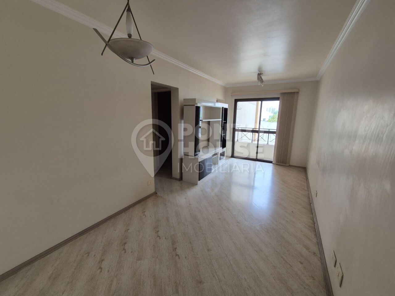 Apartamento à venda bairro Saúde,3 dormitórios e 2 vagas, próximo ao metrô