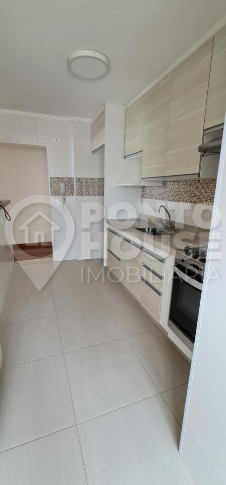 Apartamento à venda, 80m², Vila Guarani, 3 dormitórios, próximo ao metrô
