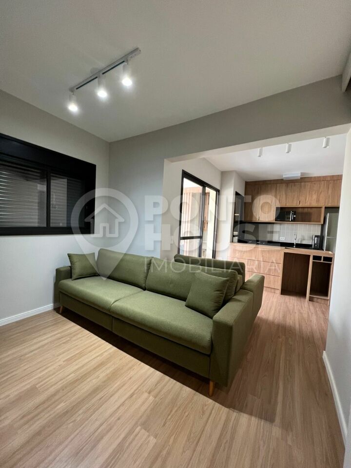 Apartamento à venda 2 dormitórios (1 suíte), 2 salas e 1 vaga, próximo ao metrô