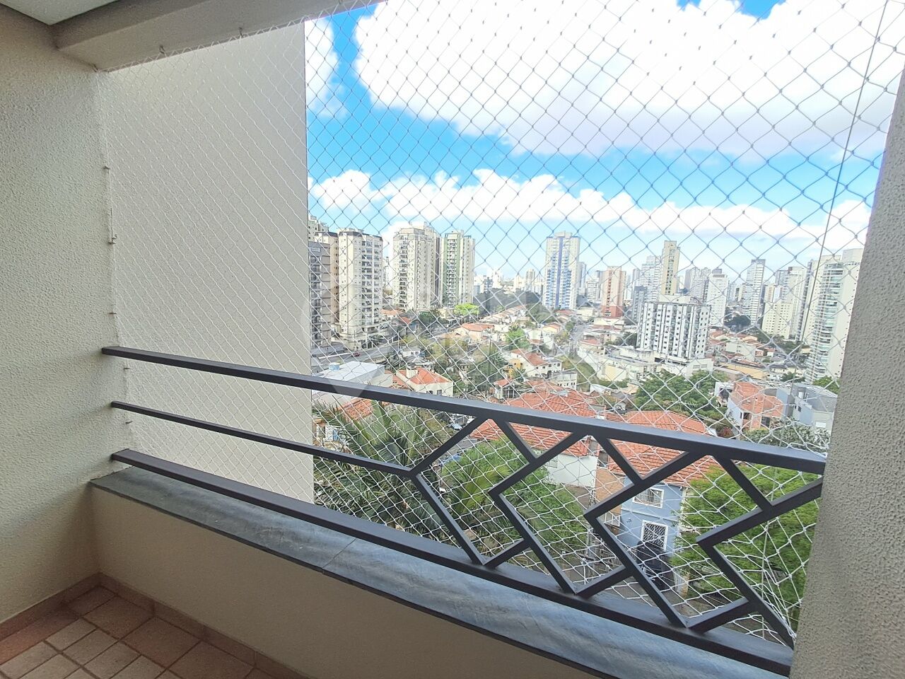 Apartamento à venda na Vila Mariana 400 metros do metrô Santa Cruz 3 dormitórios