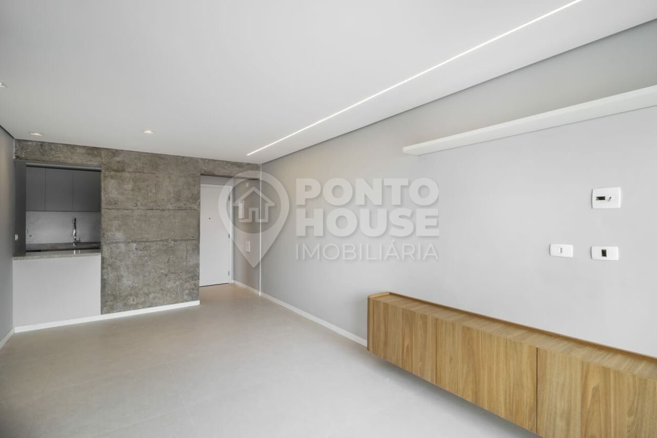 Apartamento reformado à venda na Vila Mariana, 2 dormitórios e 1 vaga