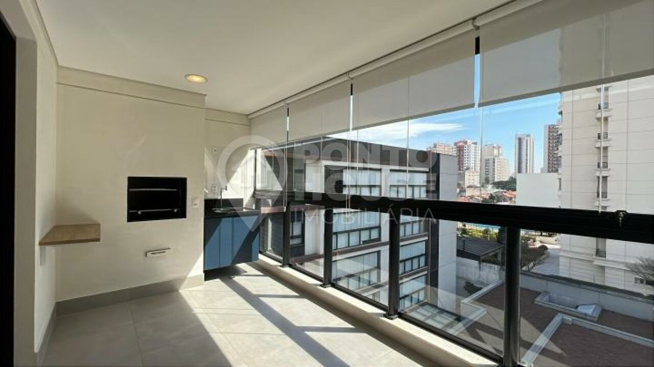 Apartamento mobiliado com varanda à venda na Vila Mariana 2 suítes e 2 vagas