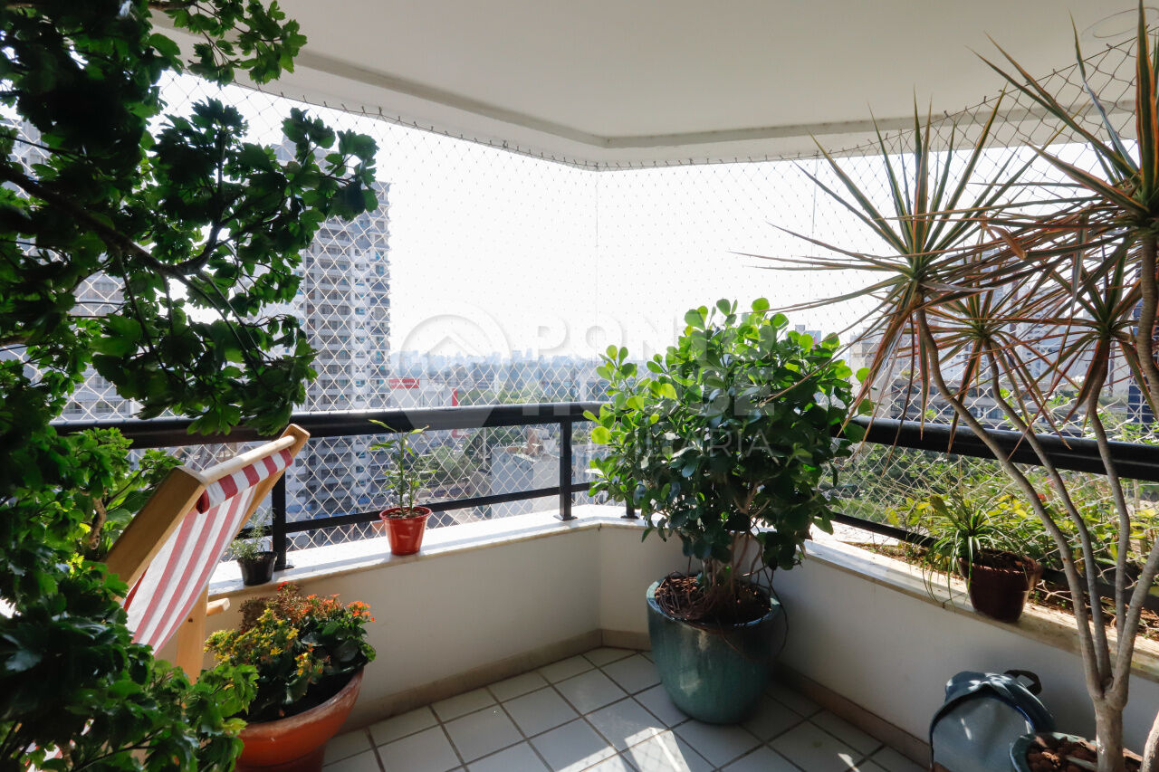 Apartamento à venda, Vila Clementino, 3 dormitórios, 2 vagas, próximo ao metrô