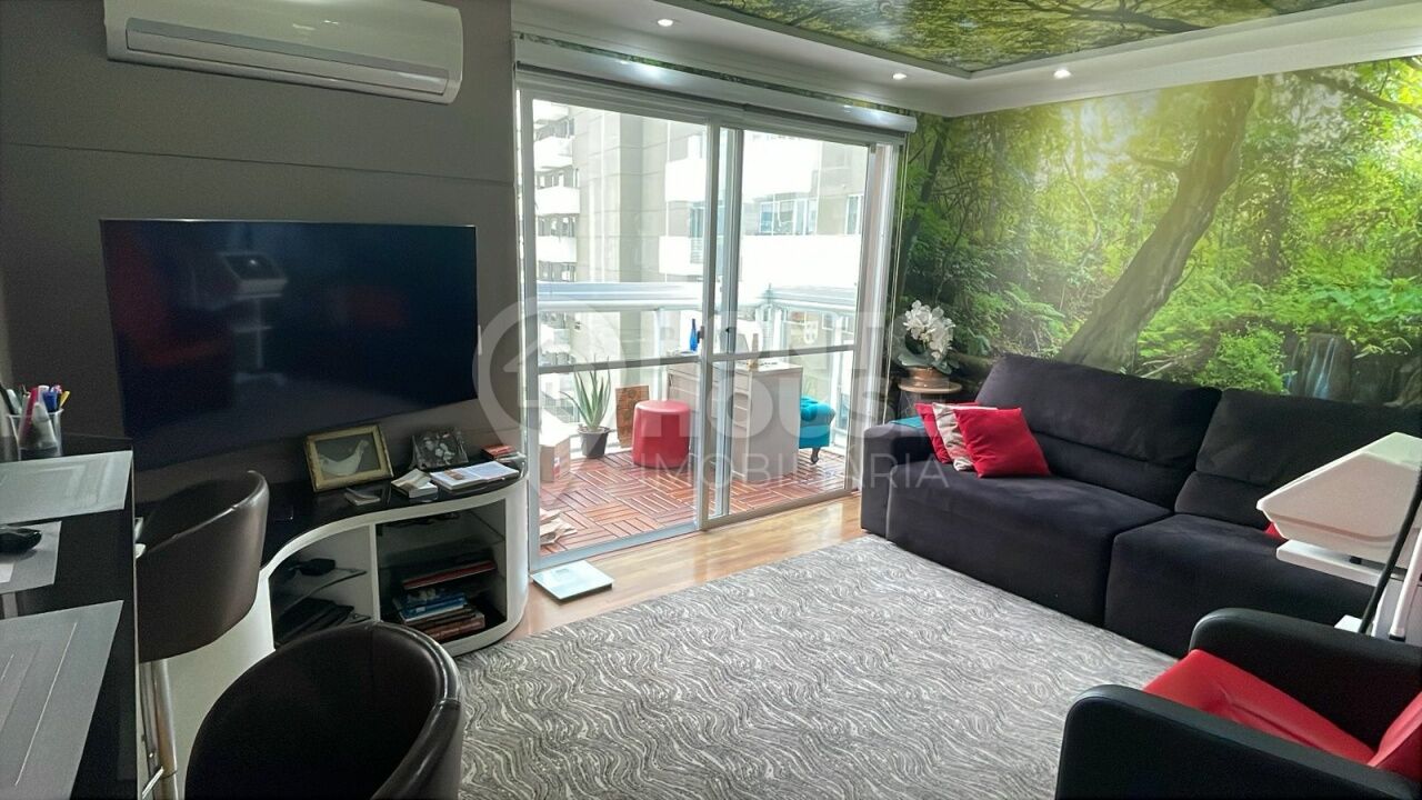 Apartamento duplex à venda no Paraiso, próximo ao metrô, 2 suítes e 2 vagas