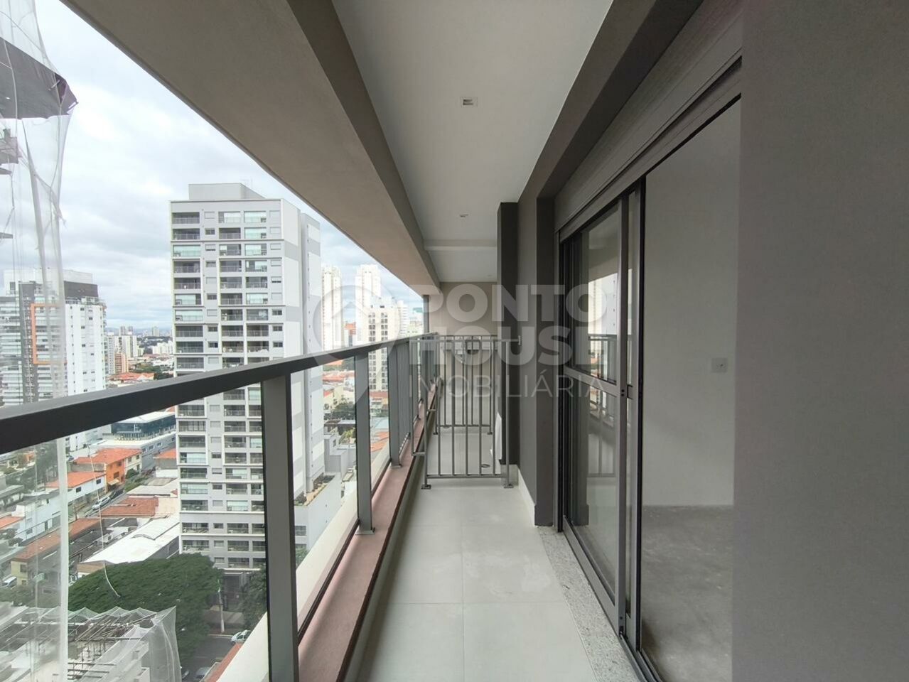 Apartamento à venda na Vila Mariana 141m², 3 suítes, varanda gourmet e 2 vagas