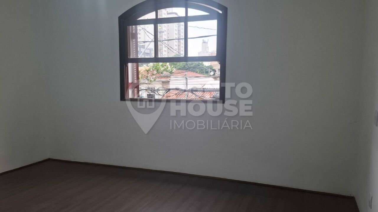 Sobrado à venda e locação na Vila Mariana, 2 dormitórios, 110m²,próximo ao metrô
