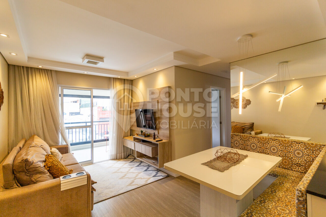 Apartamento mobiliado à venda bairro Saúde 2 dormitórios, 2 banheiros e 1 vaga