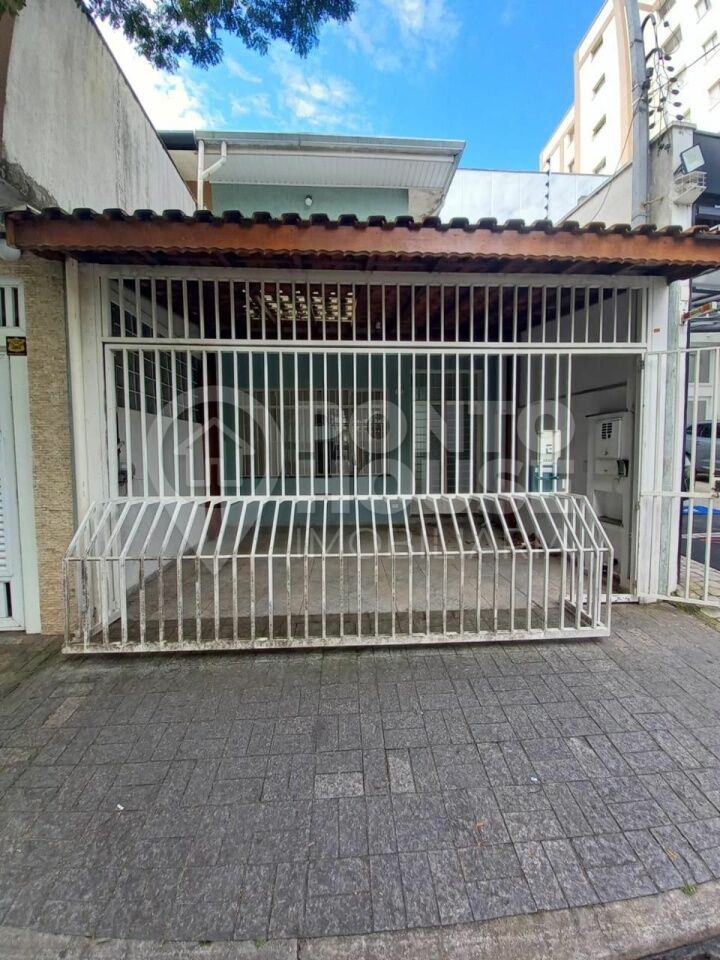 Sobrado à venda no Campo Belo de 70m² de 2 dormitórios, 3 banheiros e 1 vaga