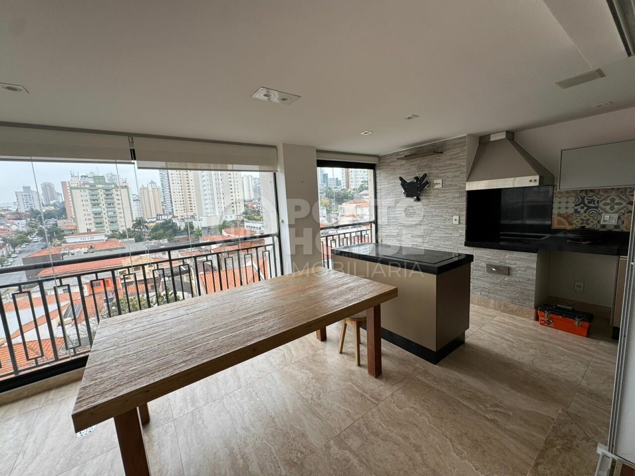 Apartamento à venda bairro Bosque da Saúde de 3 dormitórios, 3 suítes e 2 vagas