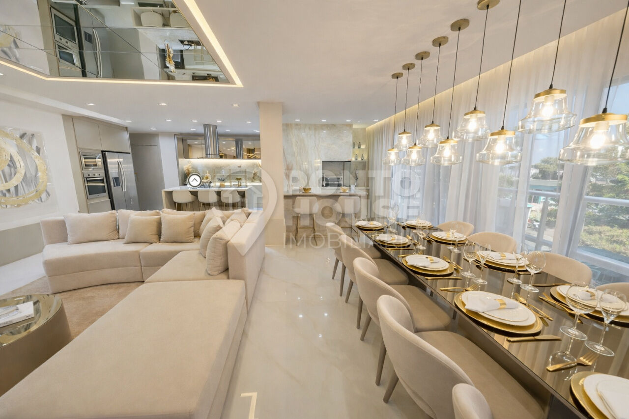 Apartamento à venda na Vila Mariana com 3 suítes, sala ampliada e 2 vagas
