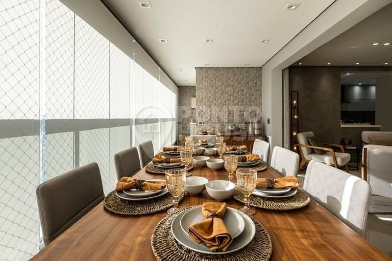 Apartamento à venda Vila Gumercindo, 2 suítes, varanda gourmet, 2 vagas depósito