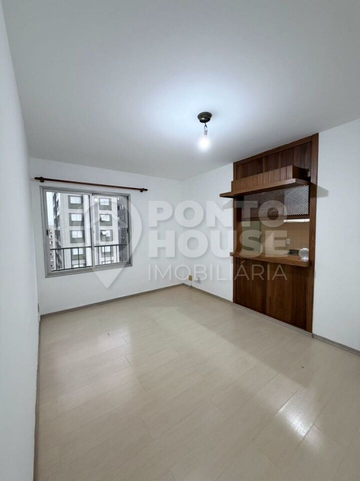 Apartamento à venda no bairro Vila Clementino, 1 dormitório, 1 banheiro e 1 vaga