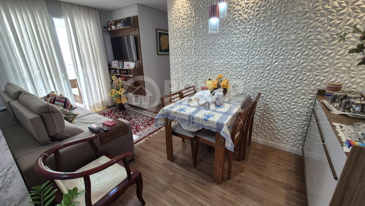 Apartamento à venda na Saúde, 2 dormitórios e 1 vaga, a 200 metros do metrô