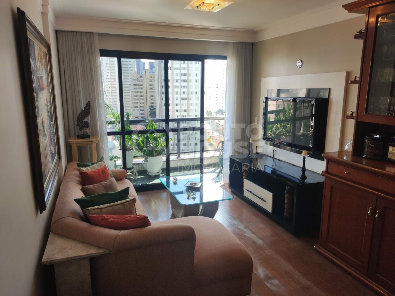 Apartamento à venda na Vila Mariana,  3 dormitórios sendo 1 suíte, 2 vagas.