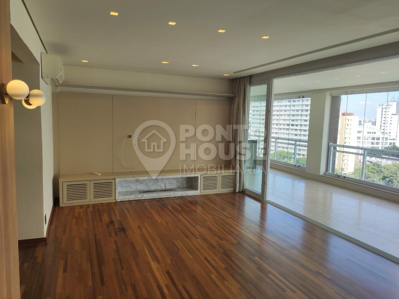 Apartamento para locação 170m², 4 dormitórios, no bairro Paraíso