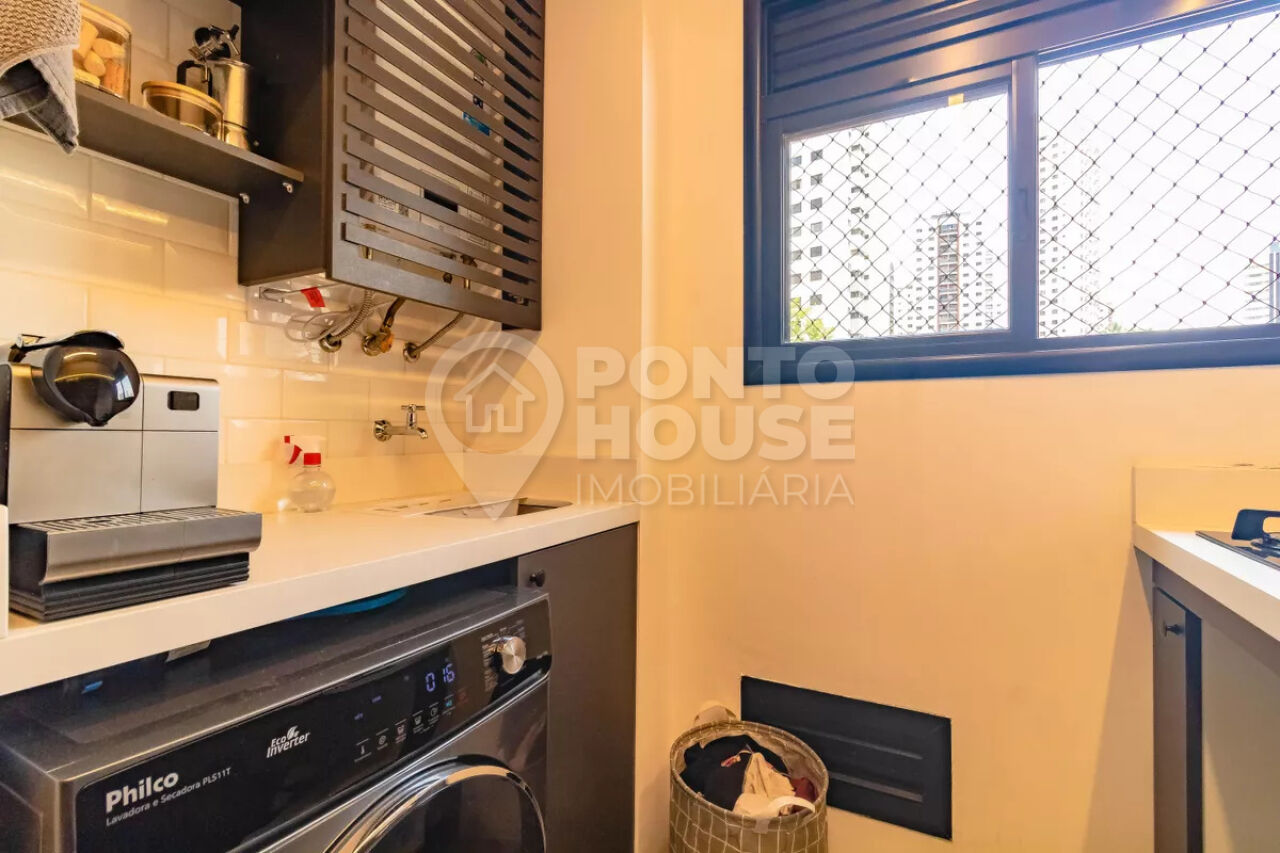 Apartamento à venda, 2 dormitórios e 1 vaga, mobiliado, na Chácara Inglesa