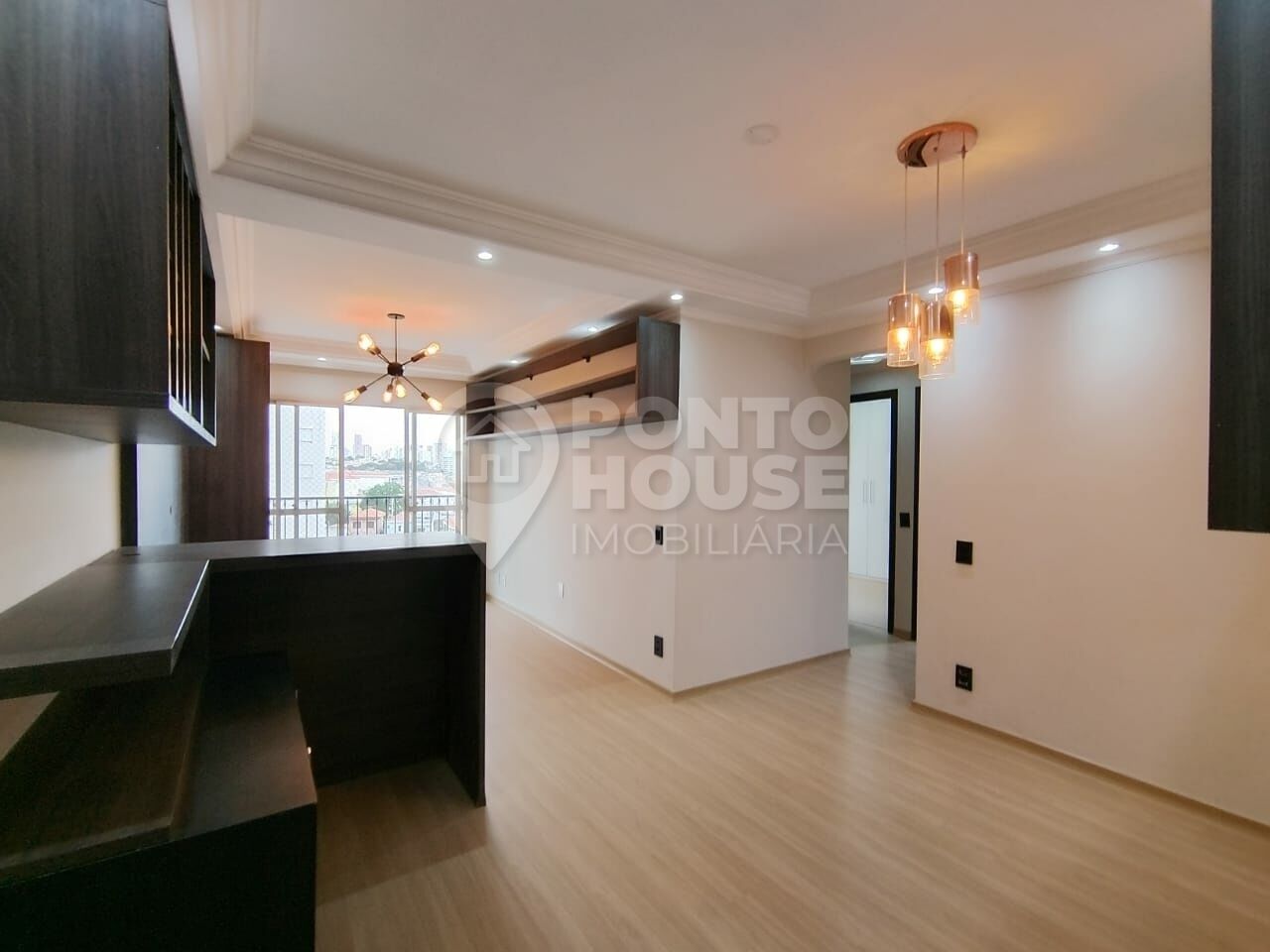Apartamento à venda, recém reformado, Vila da Saúde, 3 dormitórios e 2 vagas.