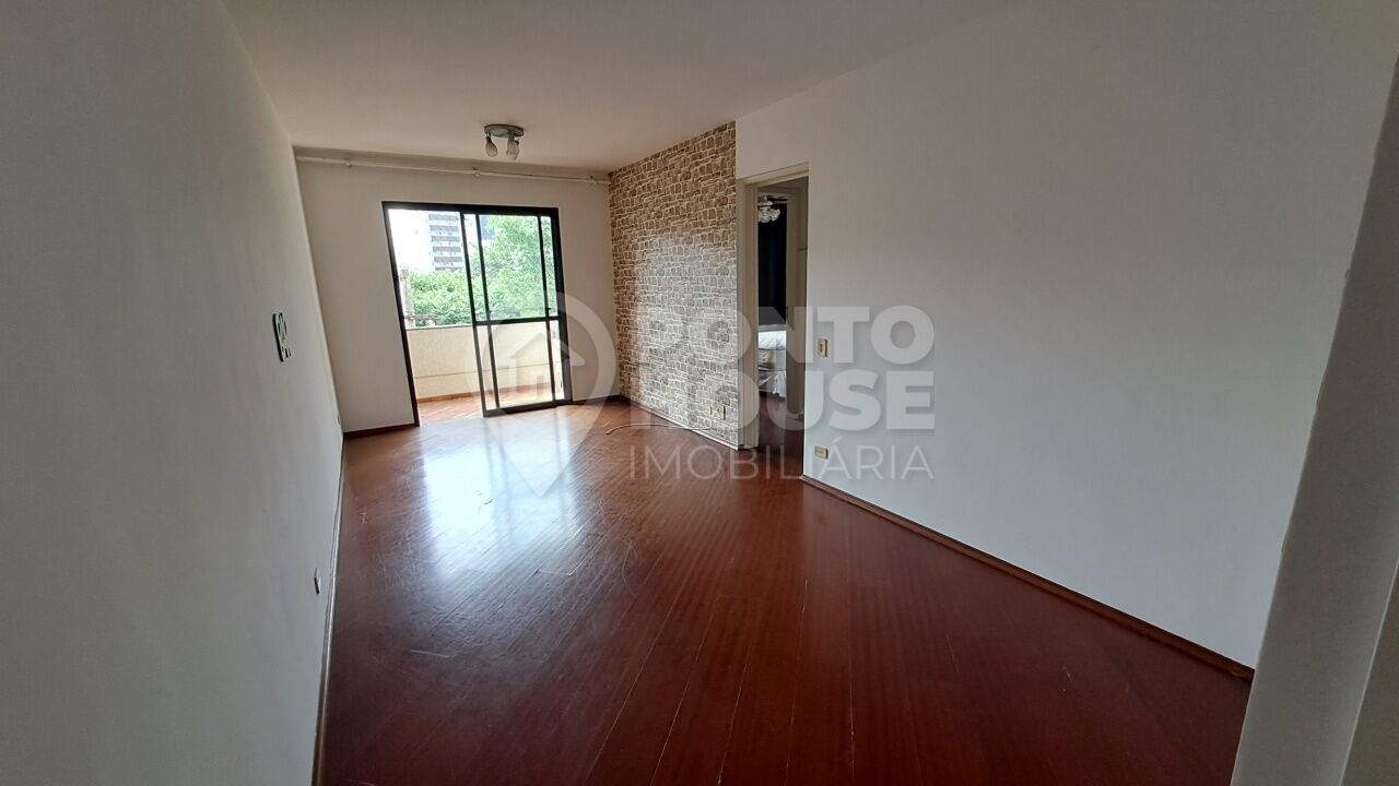Apartamento à venda Vila Guarani, 2 dormitórios, 1 vaga, lazer, próximo ao metrô