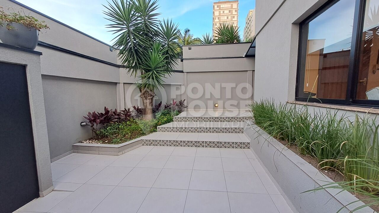 Casa à venda Planalto Paulista, 3 dormitórios, 3 vagas, espaço gourmet, 300 m²