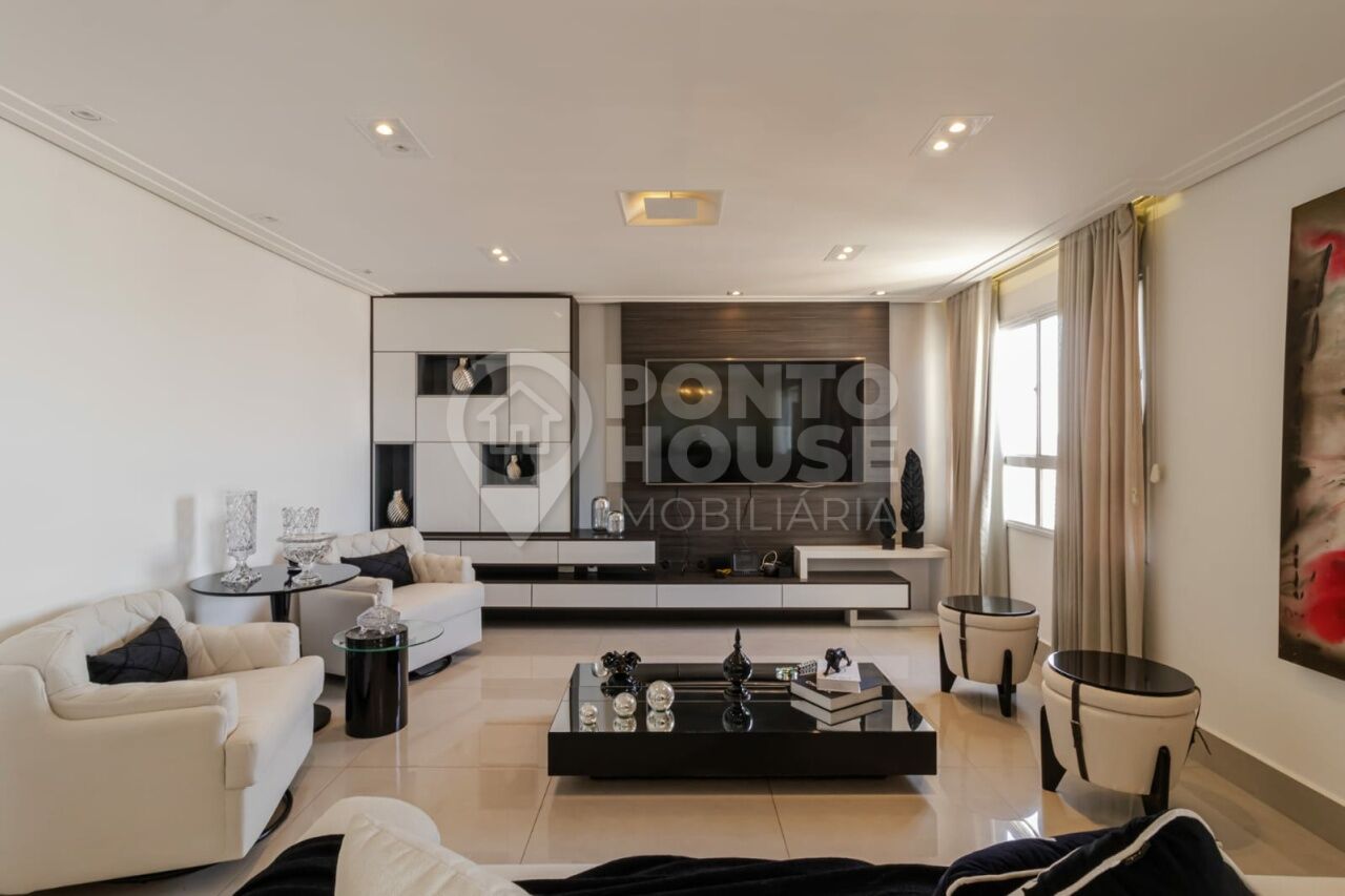Apartamento à venda no Ipiranga, 4 suítes, 3 vagas, próximo ao museu do Ipiranga