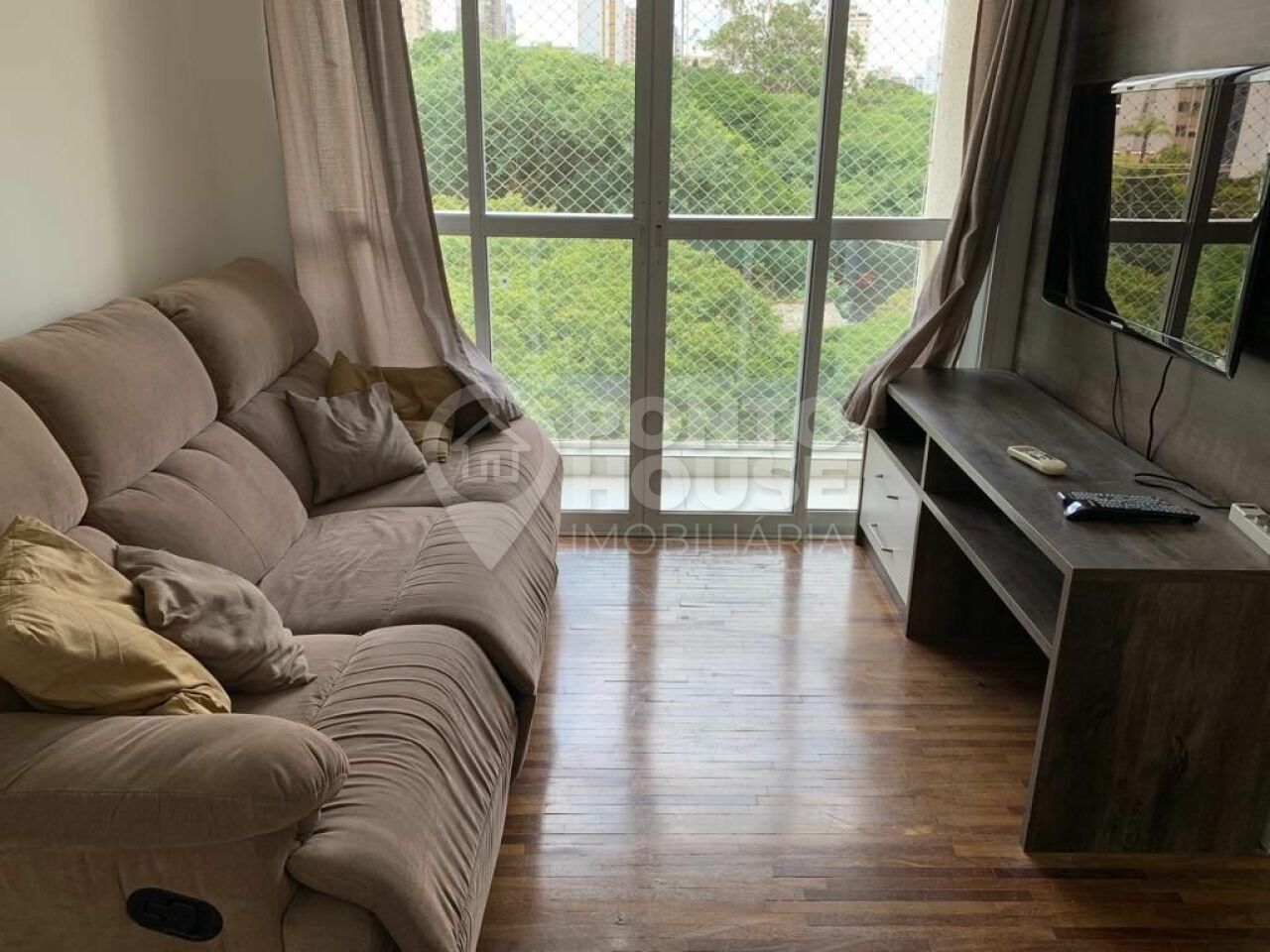 Apartamento mobiliado  2 dormitórios 1 suite 2 vagas próximo  metrô AACD 