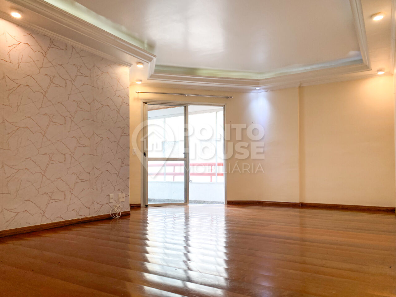 Apartamento 3 dormitórios, suíte, 2 vagas 800 metros do Metrô à venda na Saúde