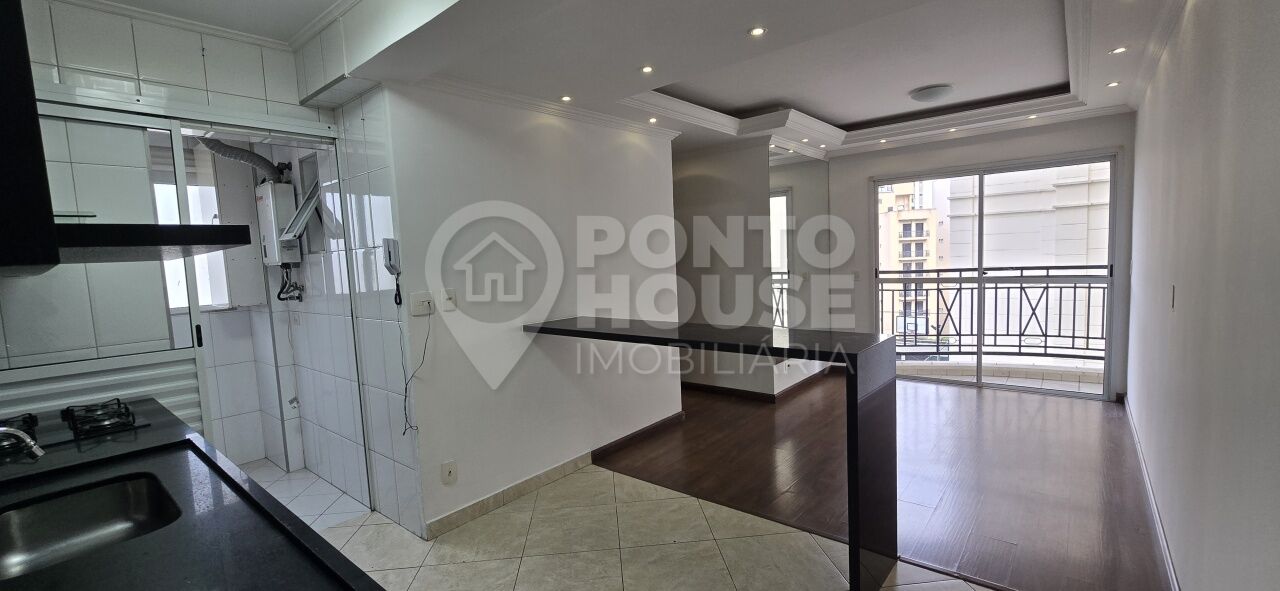 Apartamento à venda no Ipiranga, 2 dormitórios, 1 suíte, 1 vaga, sacada, 60 m²