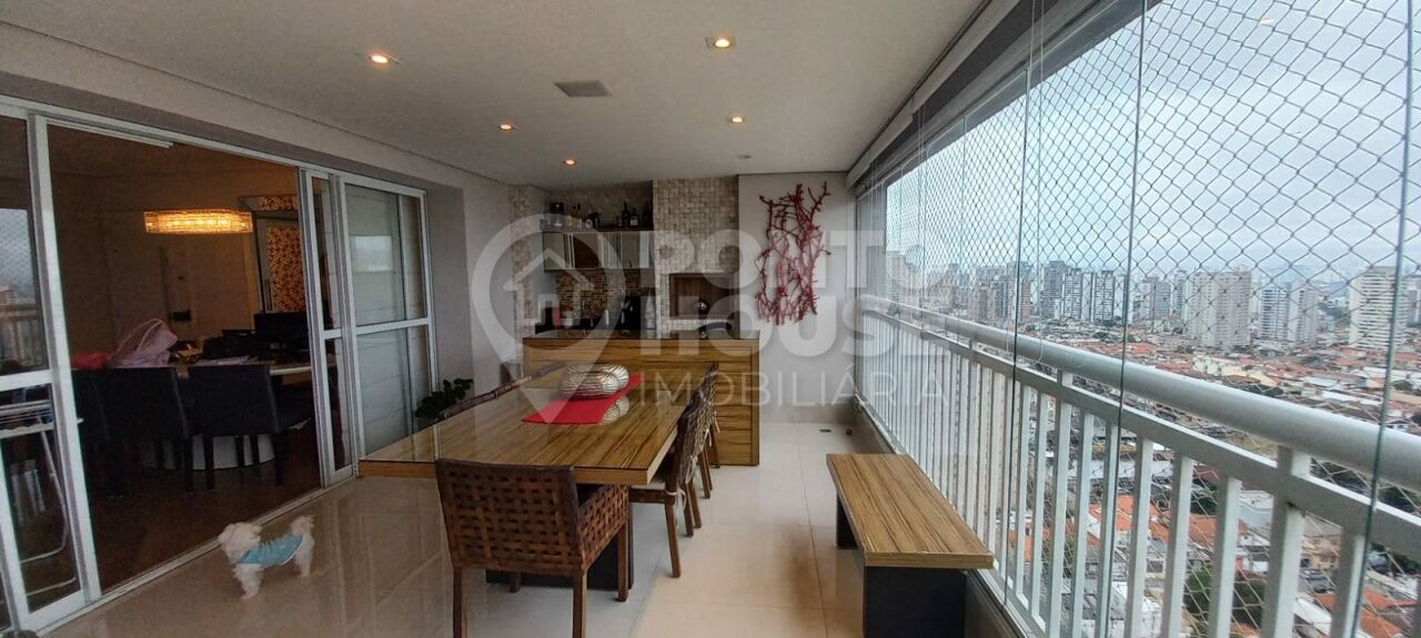 Apartamento à venda na Vila Gumercindo, 3 dormitórios e 3 vagas