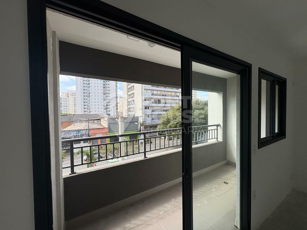 Studio à venda, 28m², ao lado do metrô Saúde