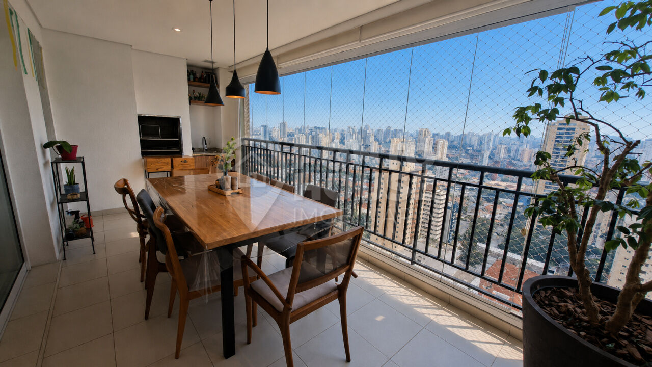 Apartamento à venda na Vila Gumercindo, 3 suítes, 3 vagas, lazer completo