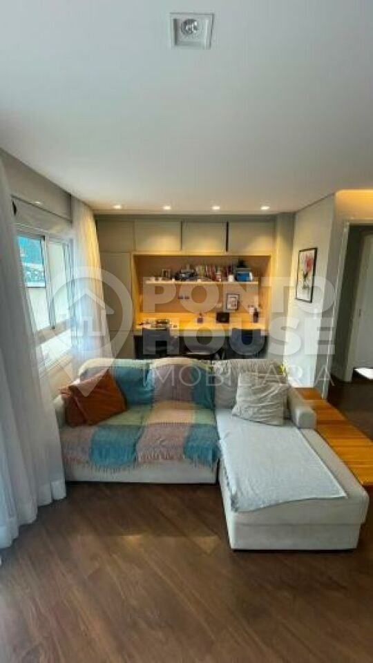 Apartamento à venda na Vila Gumercindo 3 quartos varanda  3 banheiros e 2 vagas