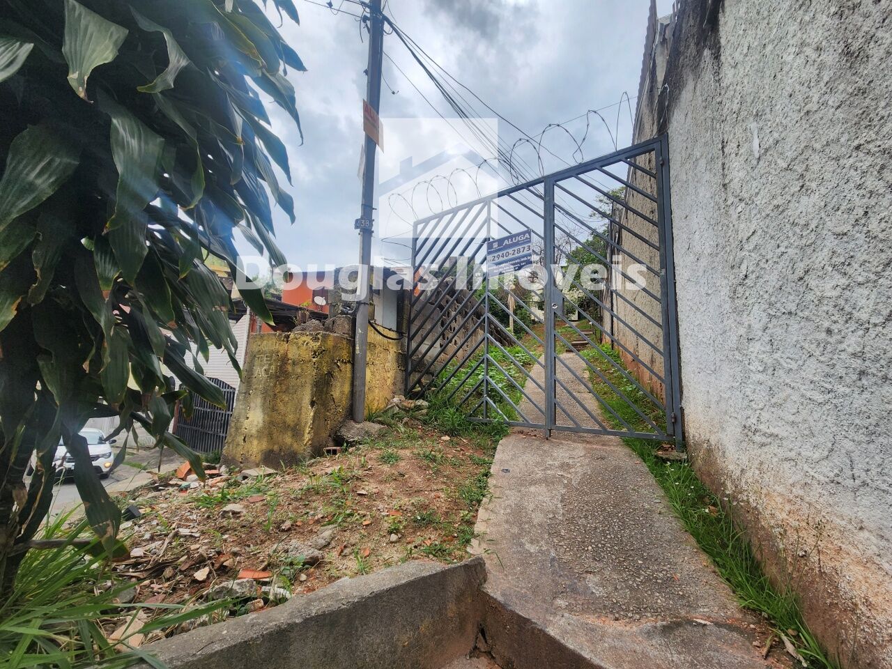 Casa Térrea para Locação - São João Clímaco