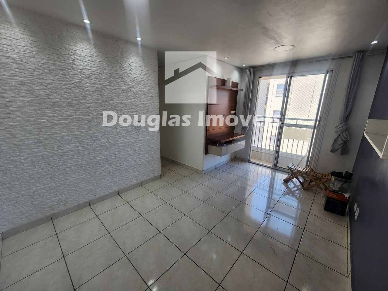 Apartamento para Locação - São João Clímaco